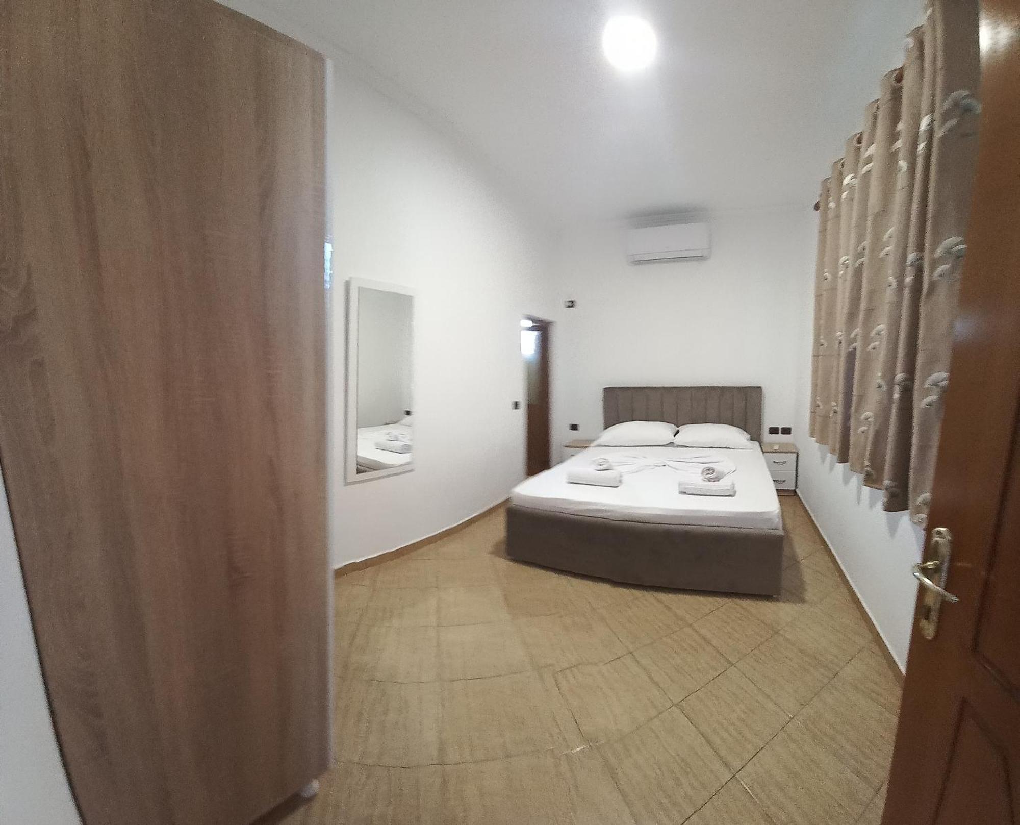 Hotel Eno Permet Bagian luar foto