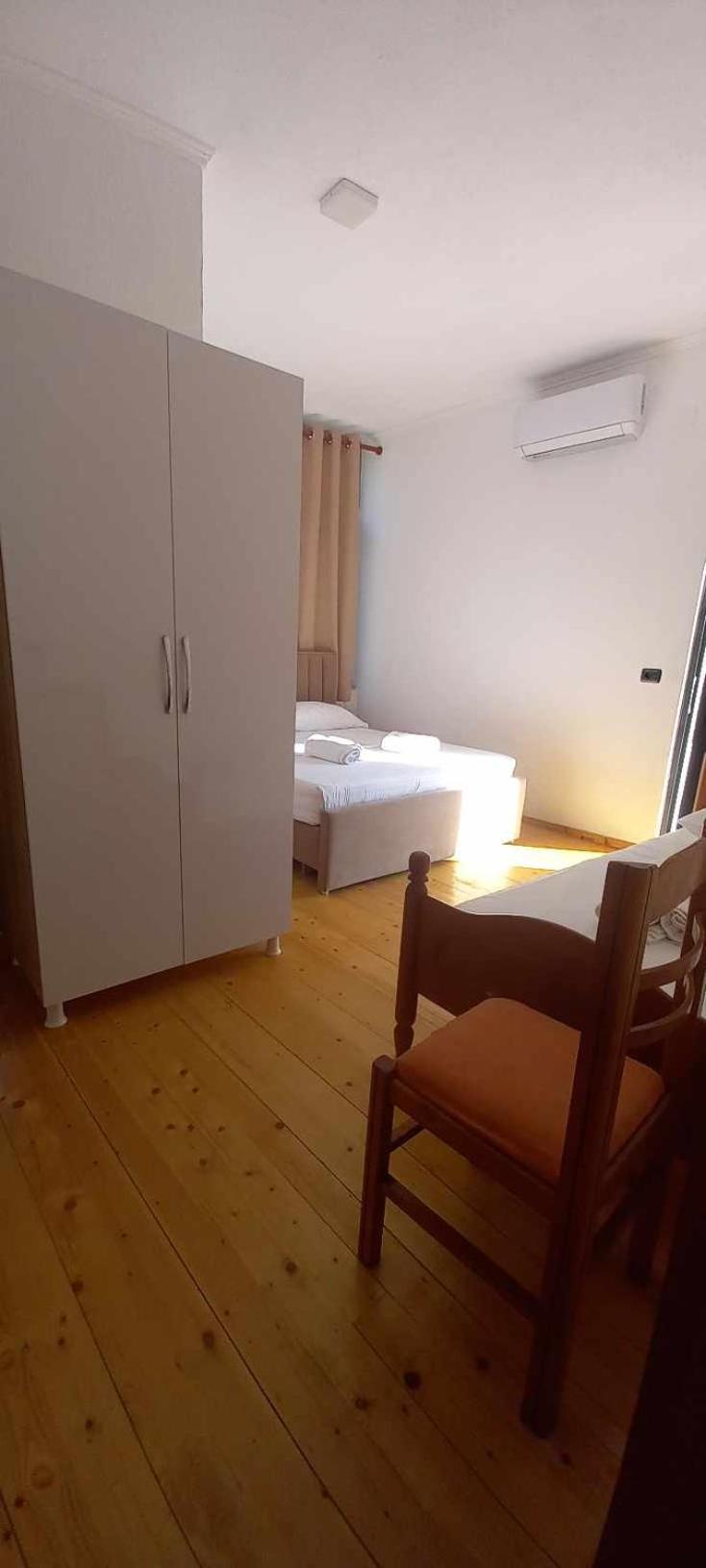 Hotel Eno Permet Bagian luar foto