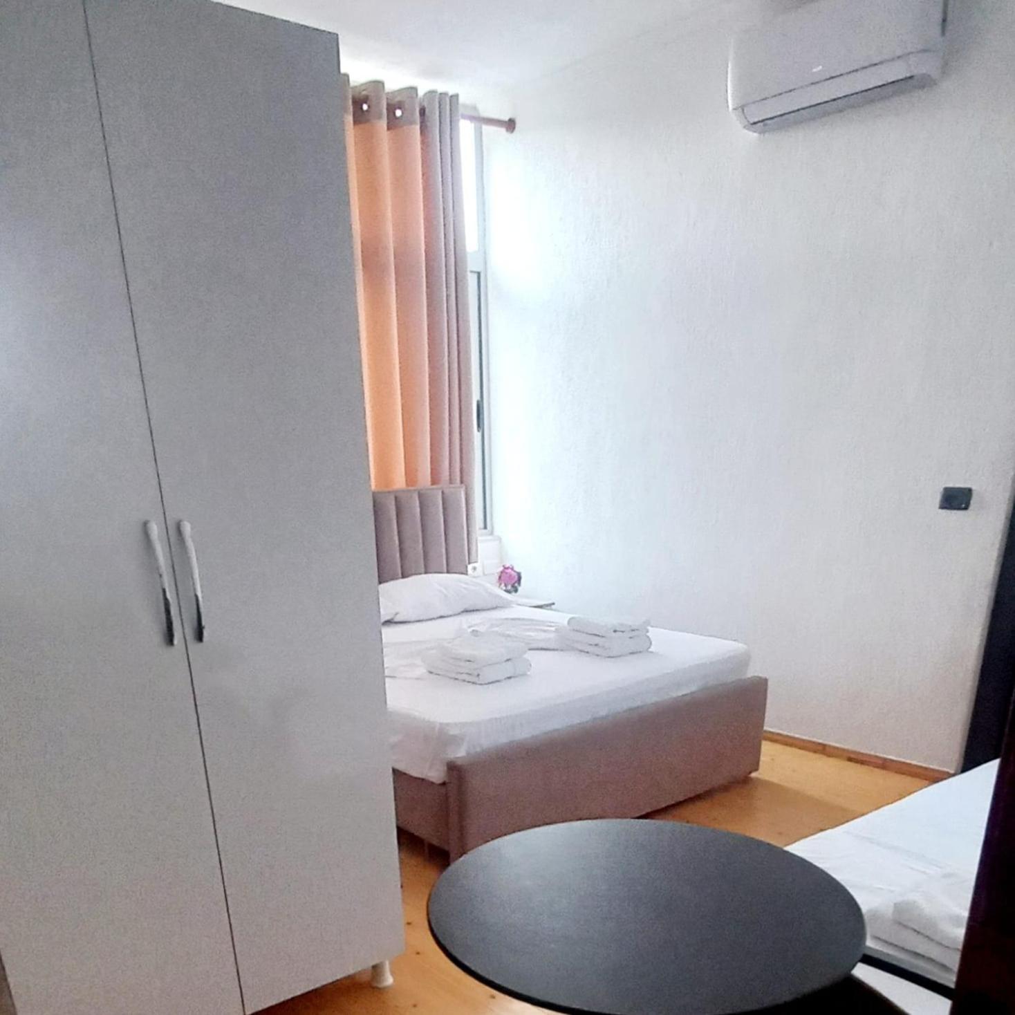 Hotel Eno Permet Ruang foto